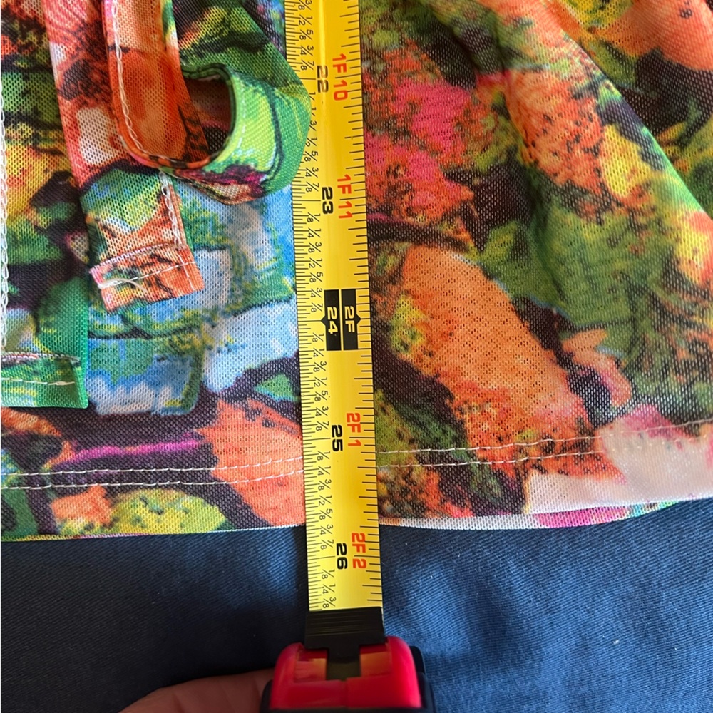 JULIETTE•COLORFUL SHEER DRAPING
BLOUSE.SIZE MEDIUM - Picture 14 of 14